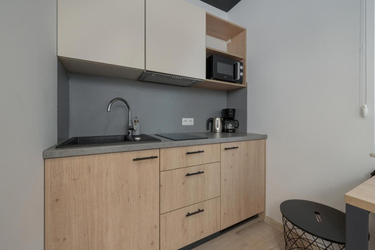 Trendy Studios With Home Office Near Wroclaw Main Station By Noclegi Renters Luaran gambar