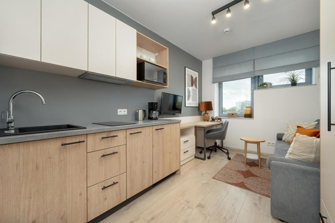 Trendy Studios With Home Office Near Wroclaw Main Station By Noclegi Renters Luaran gambar