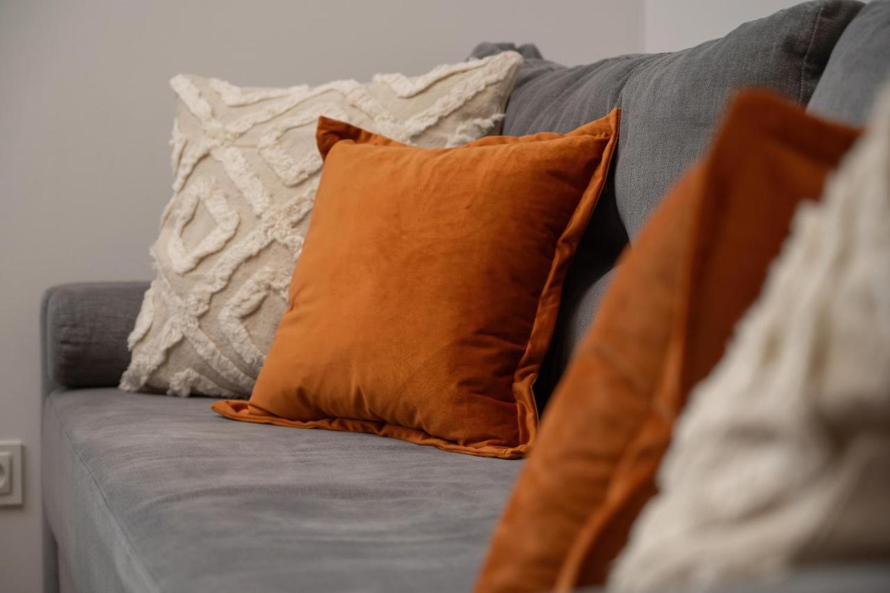 Trendy Studios With Home Office Near Wroclaw Main Station By Noclegi Renters Luaran gambar