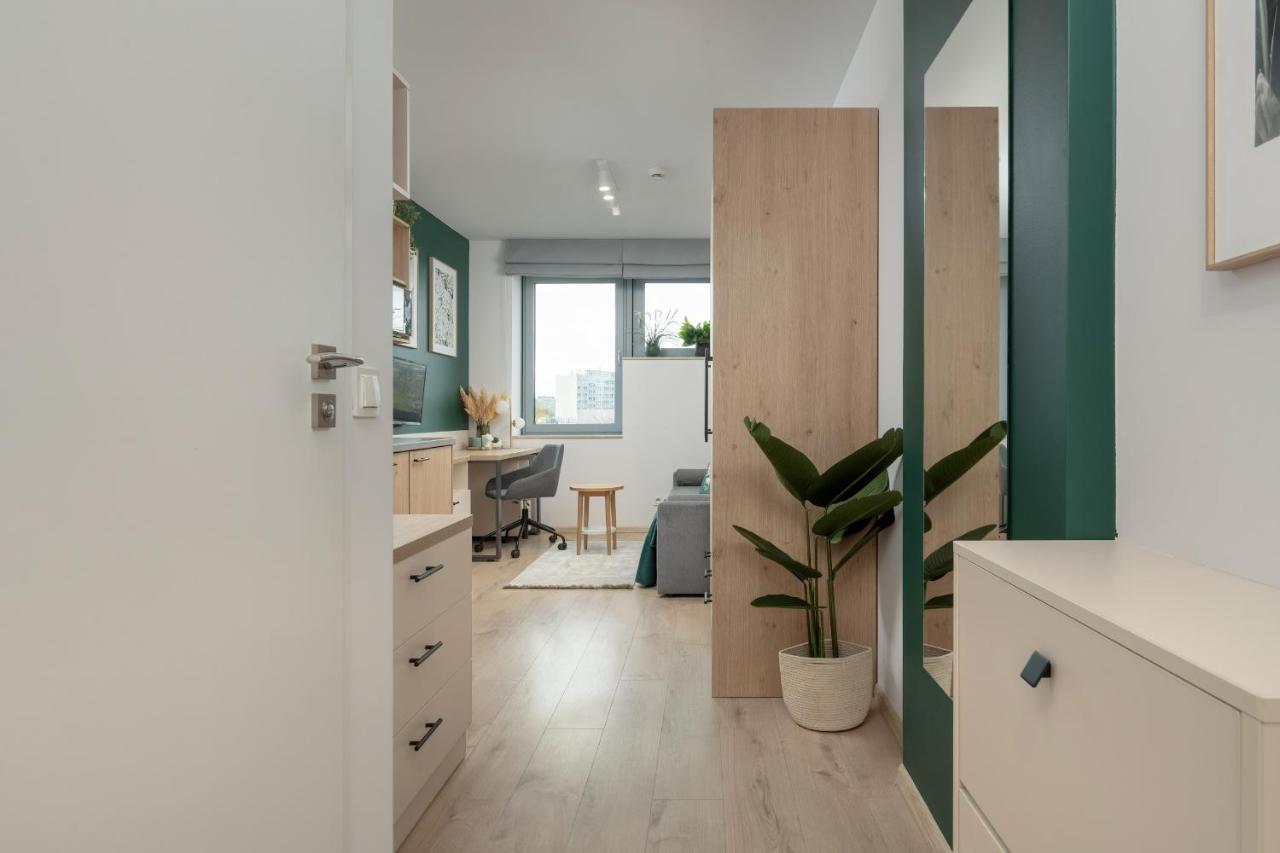 Trendy Studios With Home Office Near Wroclaw Main Station By Noclegi Renters Luaran gambar